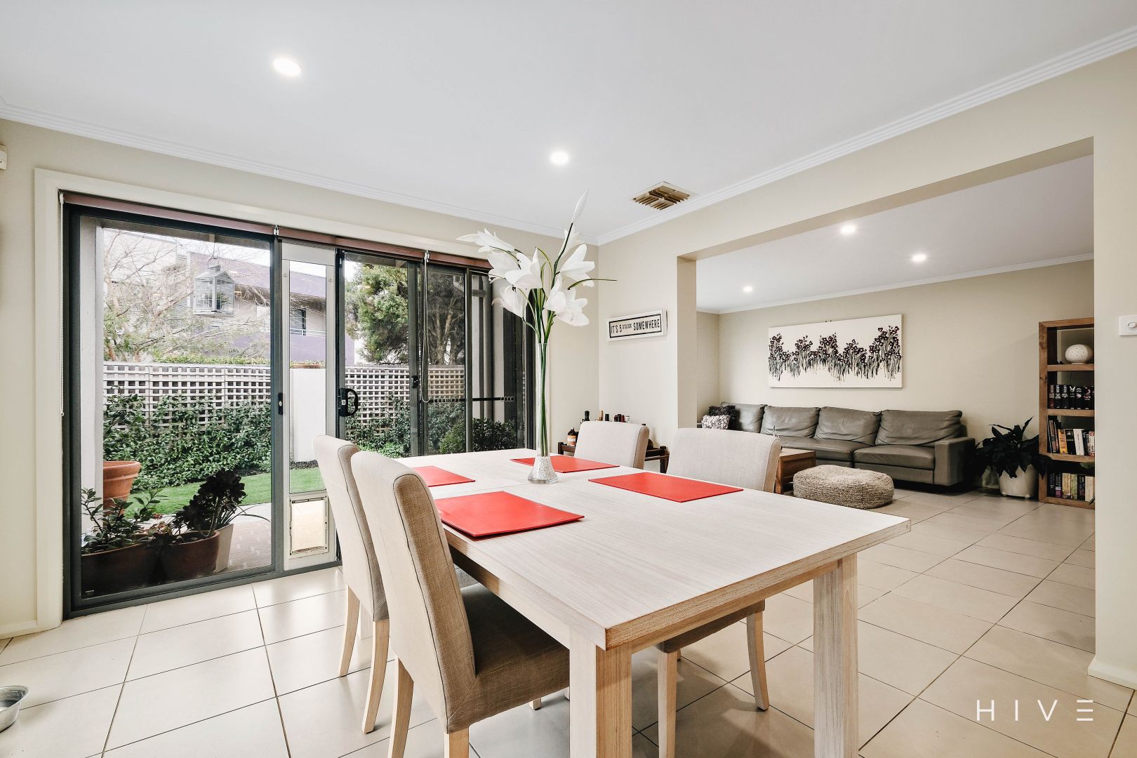 1/14 Burgoyne Street, Bonython ACT 2905, Image 2