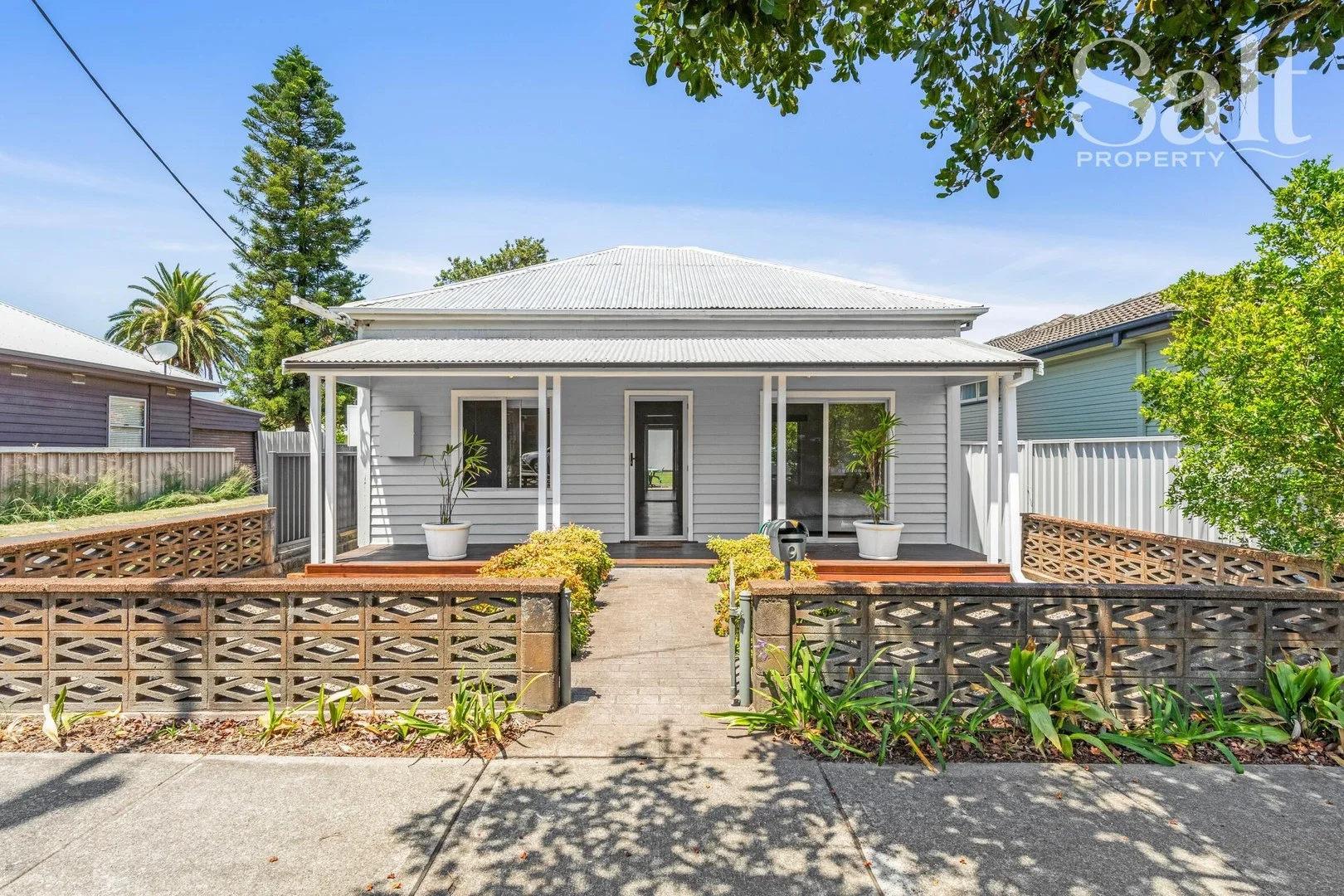 9 Chester Street, Stockton NSW 2295