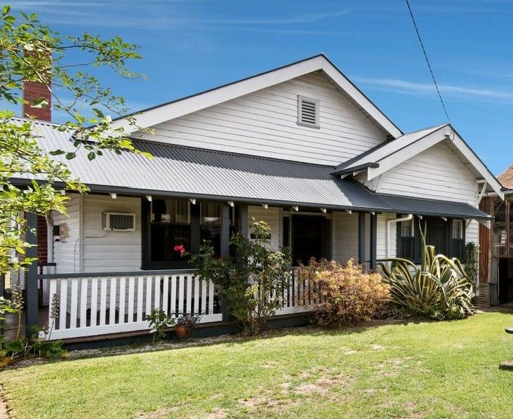 21 Main Street, Bridgewater On Loddon Property History & Address Research Domain