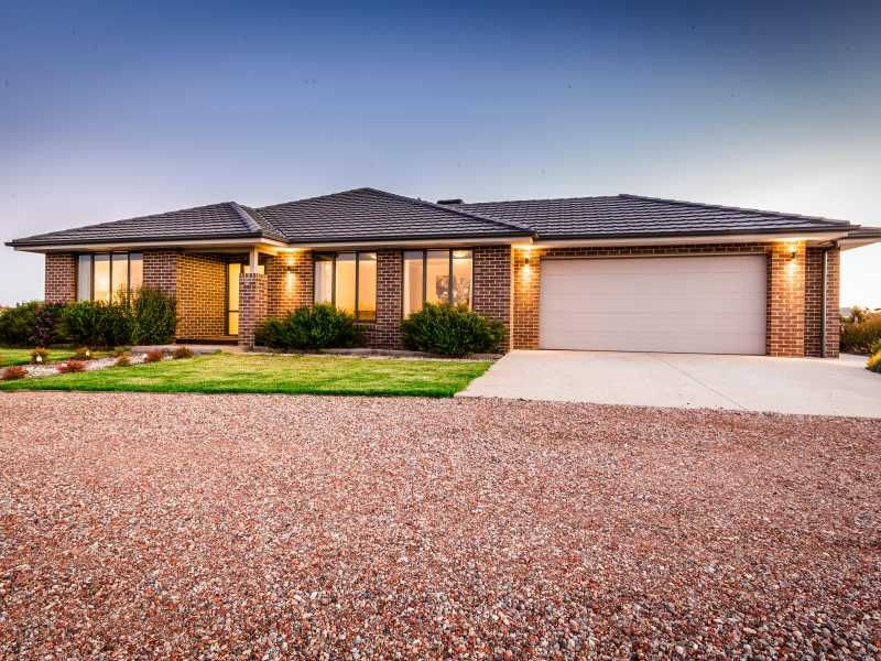 5 Eyrie Court, HOPETOUN PARK VIC 3340, Image 0