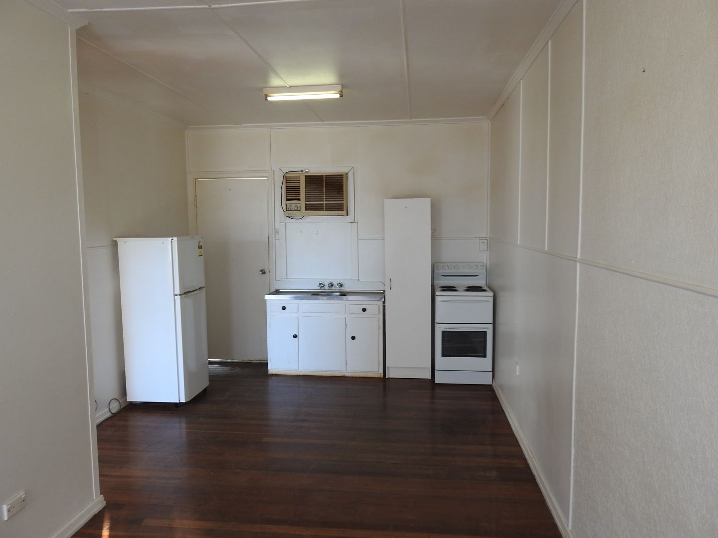 3/11 Bower Road, Longreach QLD 4730, Image 1