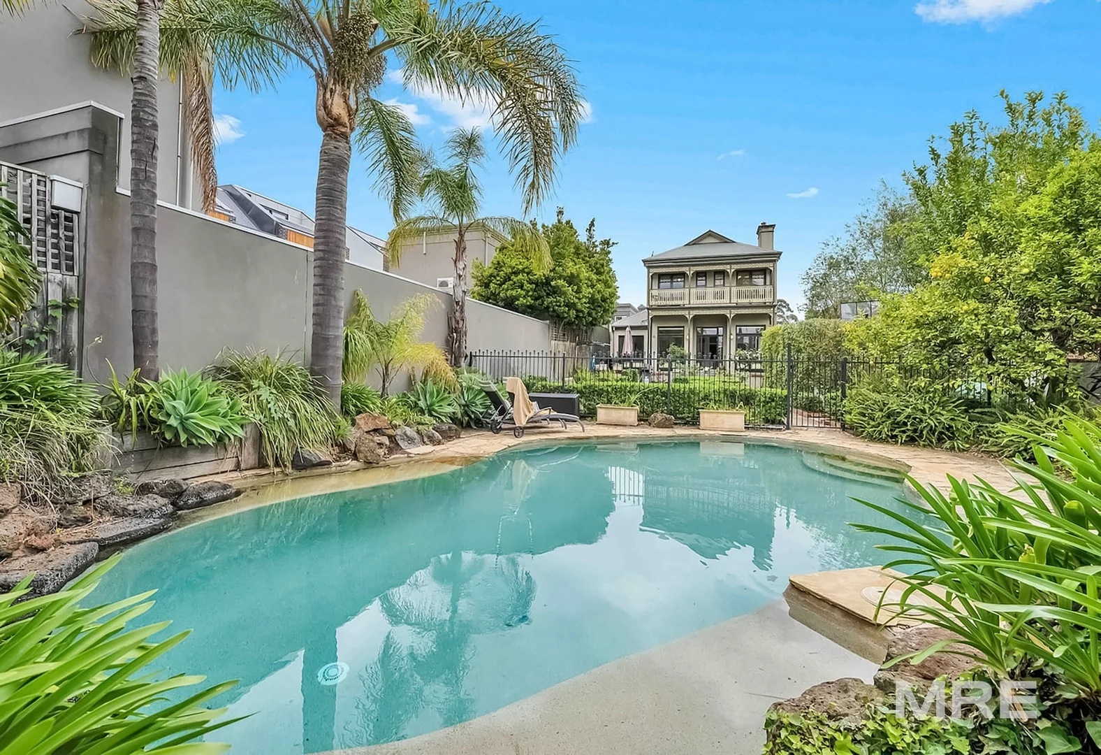 Primary image of 33 Robinson Road, Hawthorn VIC 3122