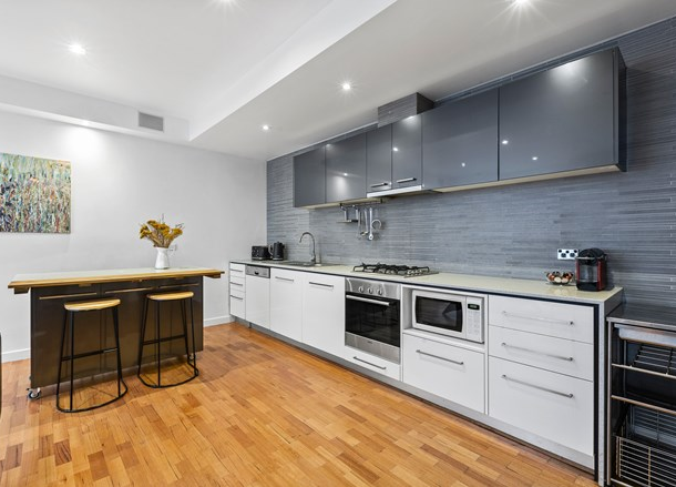 8/104 Barkly Street, St Kilda VIC 3182