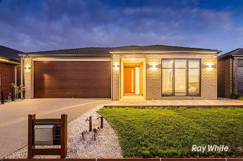 35 Falabela Road, Clyde North VIC 3978, Image 0