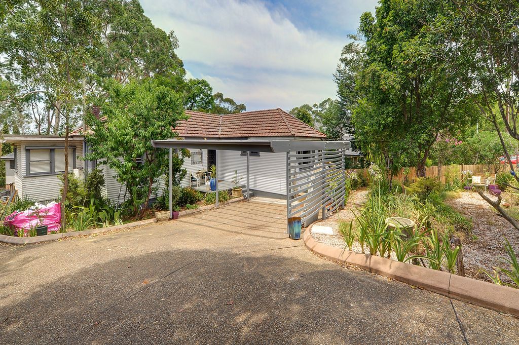 1 Stuart Avenue, Normanhurst NSW 2076, Image 2