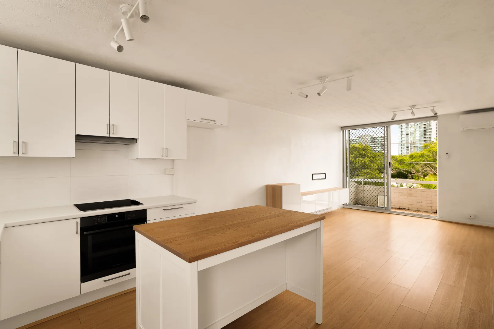 Additional image 8 of 2/26 Seymour Road, Hamilton QLD 4007