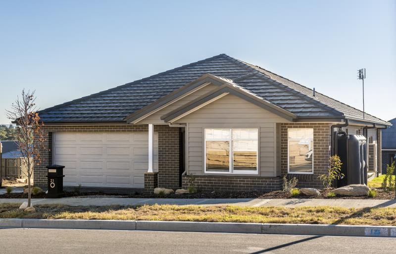 4 bedrooms House in 21 Oldfield Road RENWICK NSW, 2575