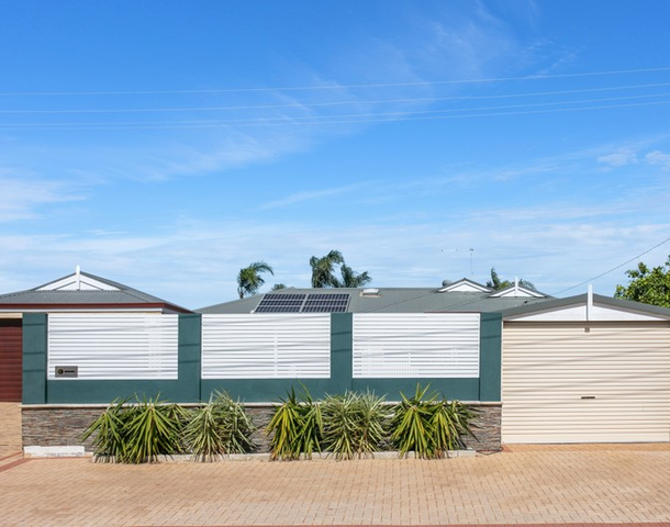 18 Sulina Place, Kallaroo WA 6025