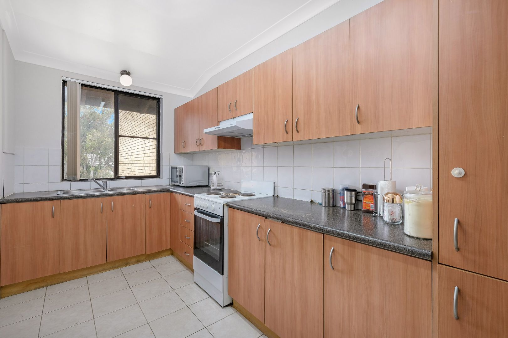 34/145 Chapel Road, Bankstown NSW 2200, Image 2