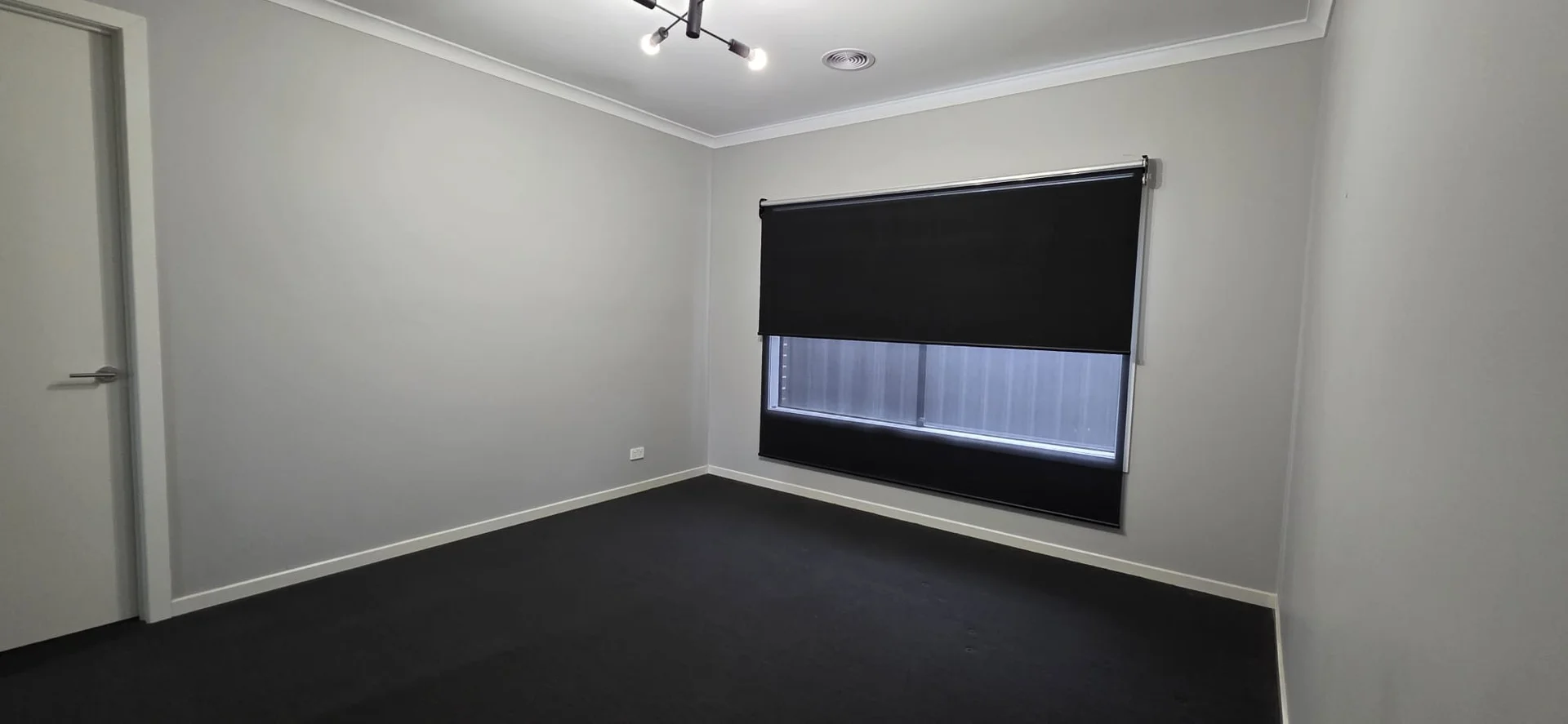 Additional image 8 of 98 Atherstone Boulevard, Strathtulloh VIC 3338
