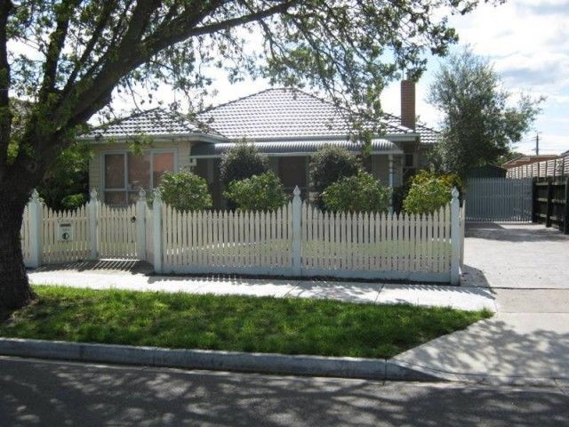 158 Halsey Road, Airport West VIC 3042