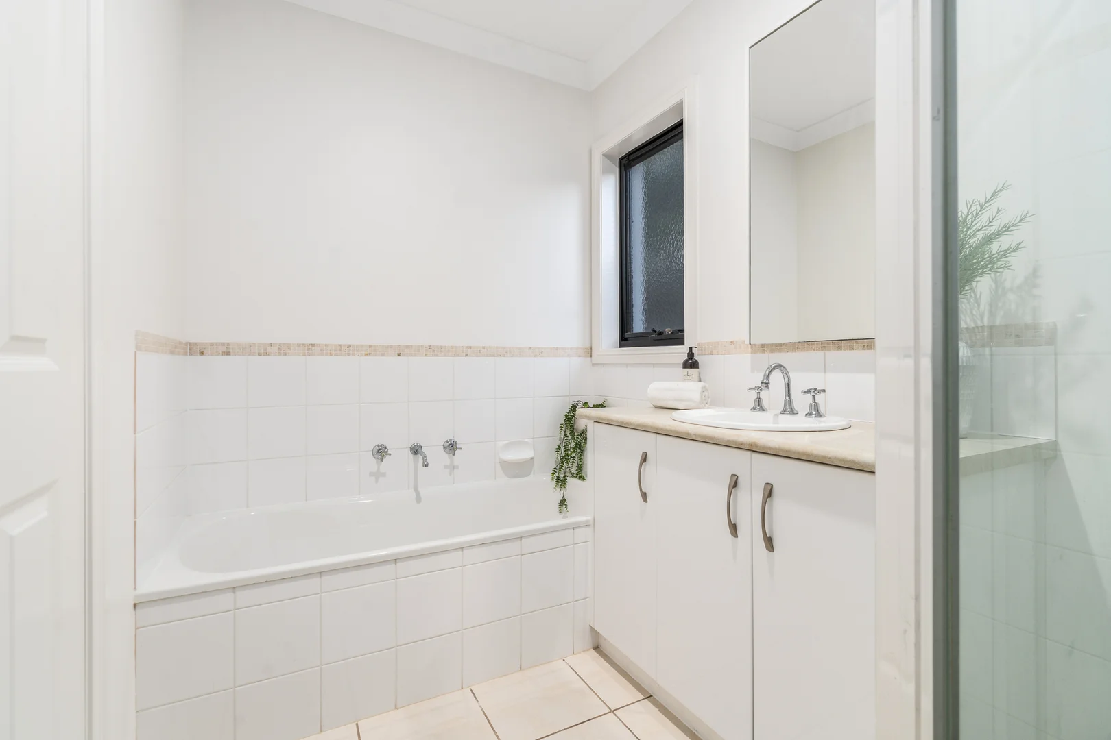 Additional image 16 of 2/38 Denman Street, East Geelong VIC 3219