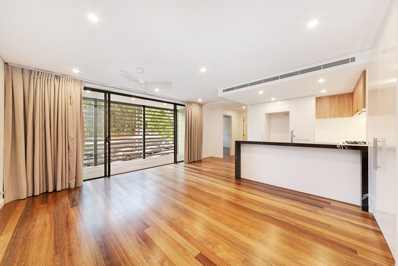 1 bedrooms Apartment / Unit / Flat in 502/564 Miller Street CAMMERAY NSW, 2062