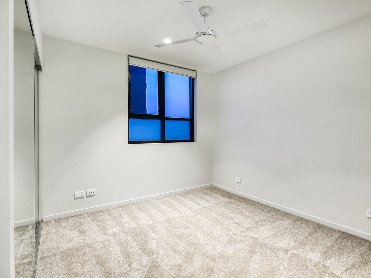 204/58 Manilla Street, East Brisbane QLD 4169, Image 2