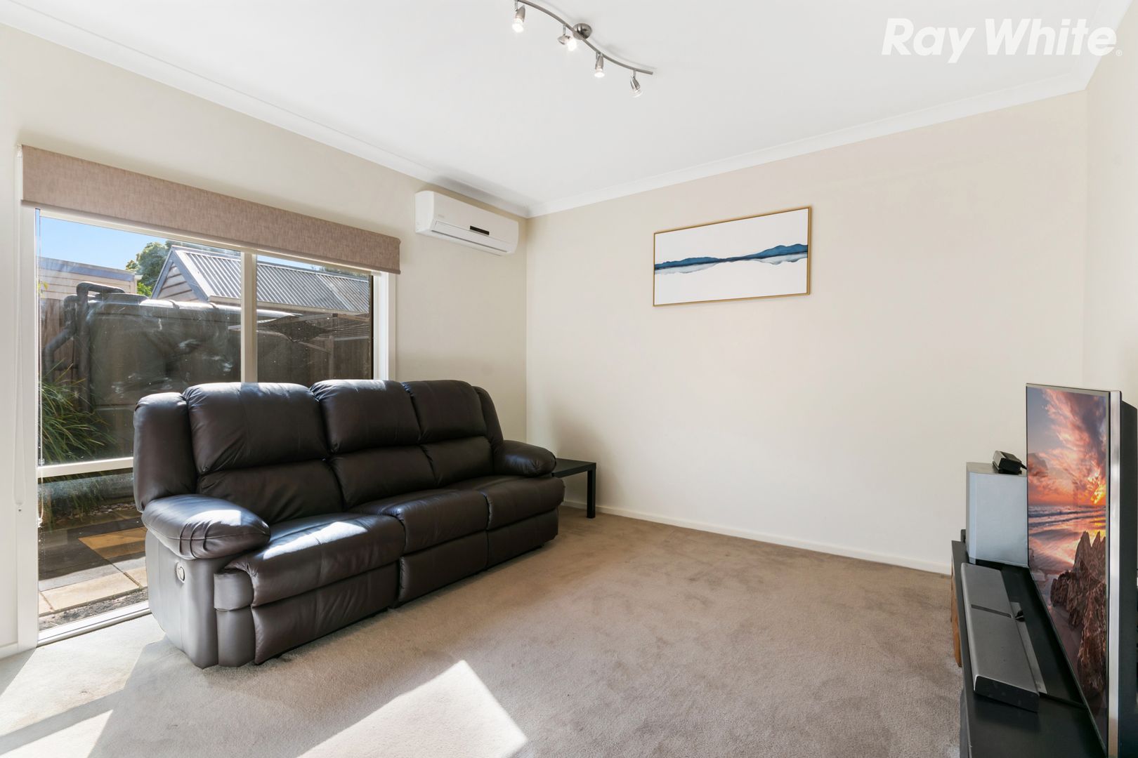 2/7 Tulip Crescent, Boronia VIC 3155, Image 1