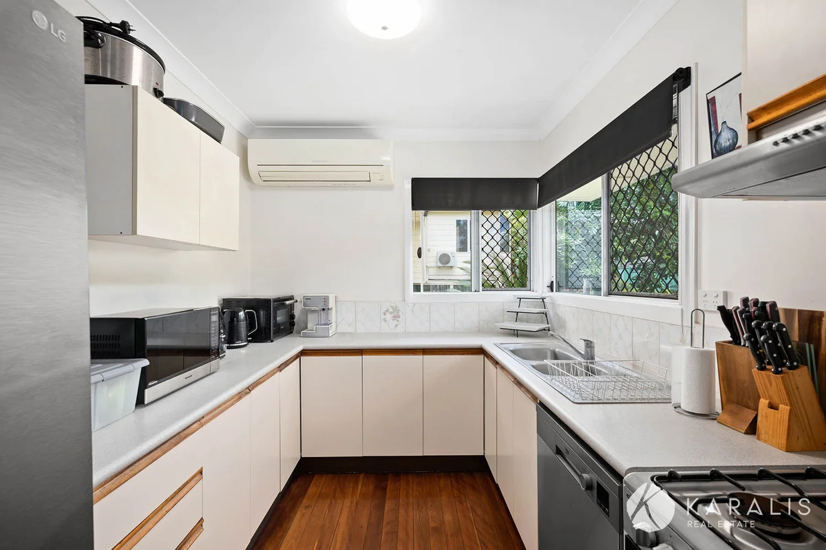 Additional image 11 of 15 Casmaria Street, Mansfield QLD 4122