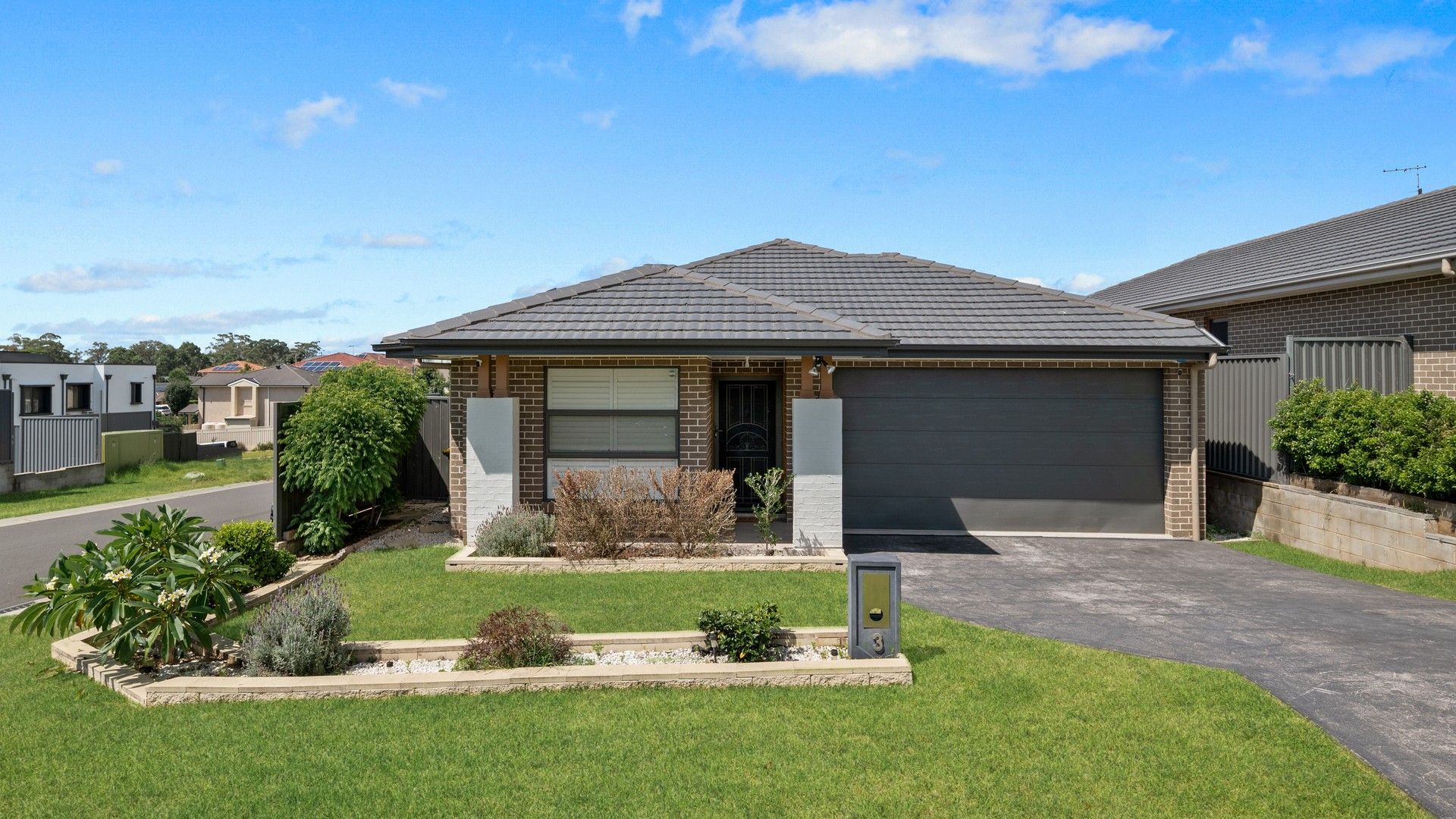 3 Brunton Place, St Helens Park NSW 2560, Image 0