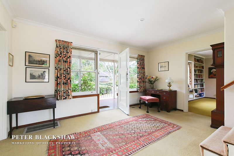 17 Tennyson Crescent, Forrest ACT 2603, Image 2