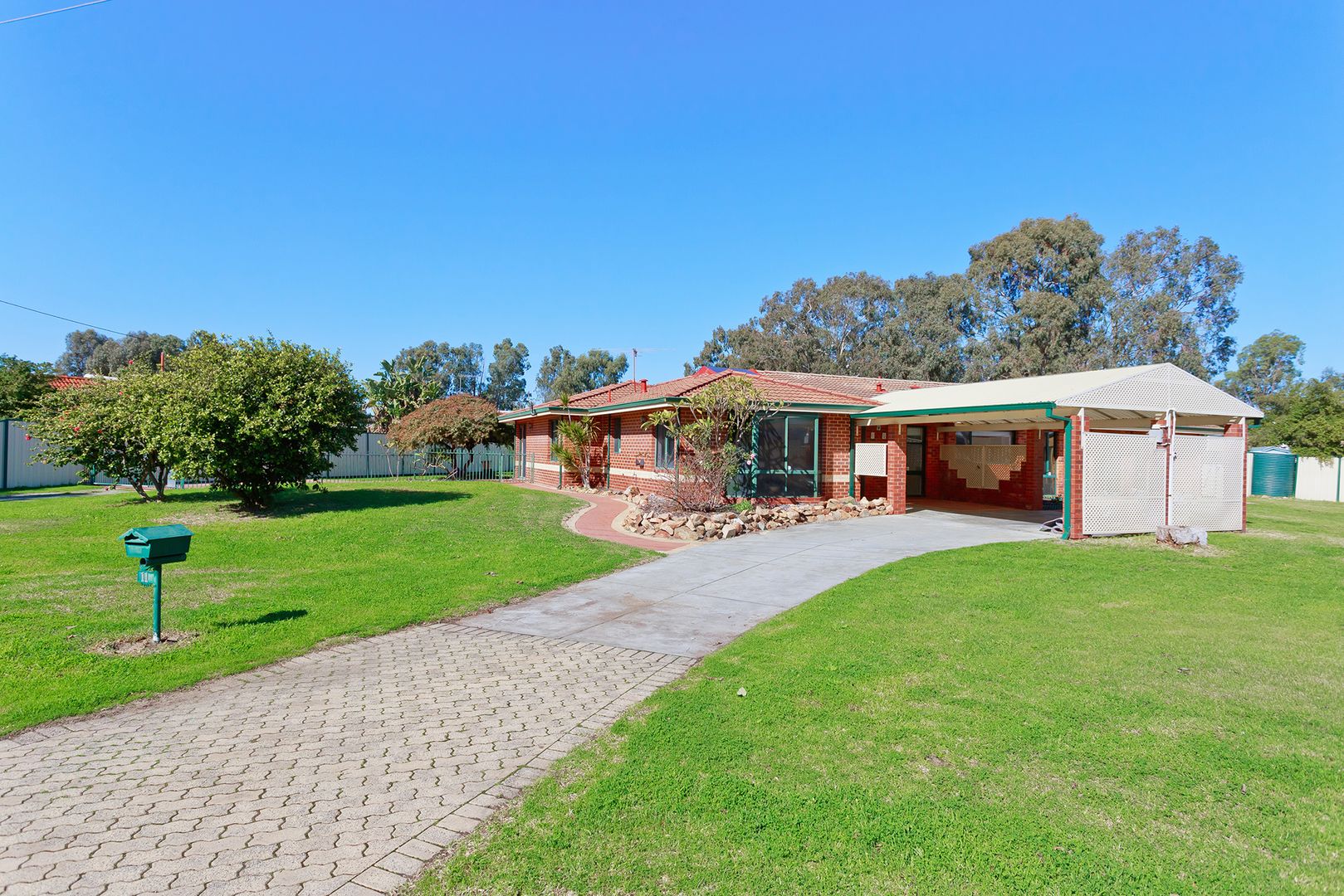 11 Pow Street, West Swan WA 6055, Image 2