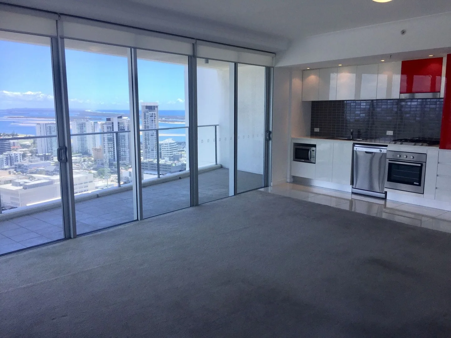 33306/9 Lawson St, Southport QLD 4215