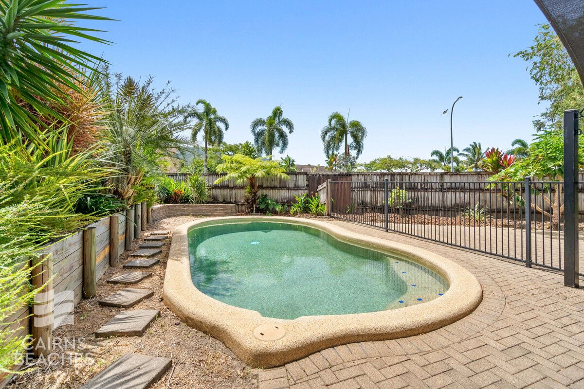 8 Tanjong Close, Kewarra Beach QLD 4879, Image 1