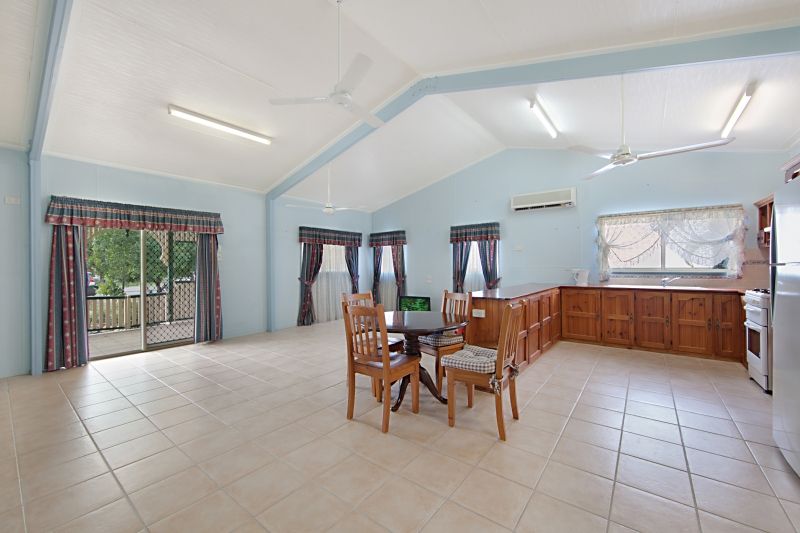 200 Balgal Beach Rd, Balgal Beach QLD 4816, Image 2