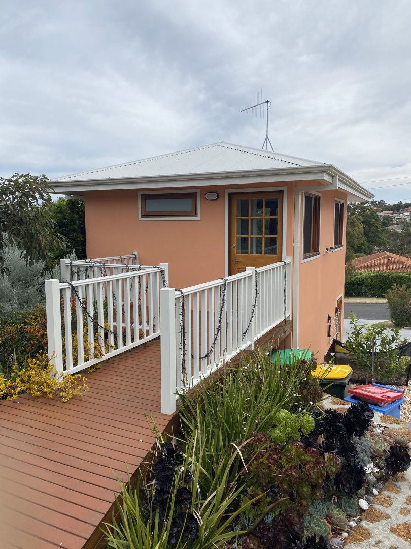 (Unit)/8 Eclipse Drive, Collingwood Heights WA 6330 Studio For Rent