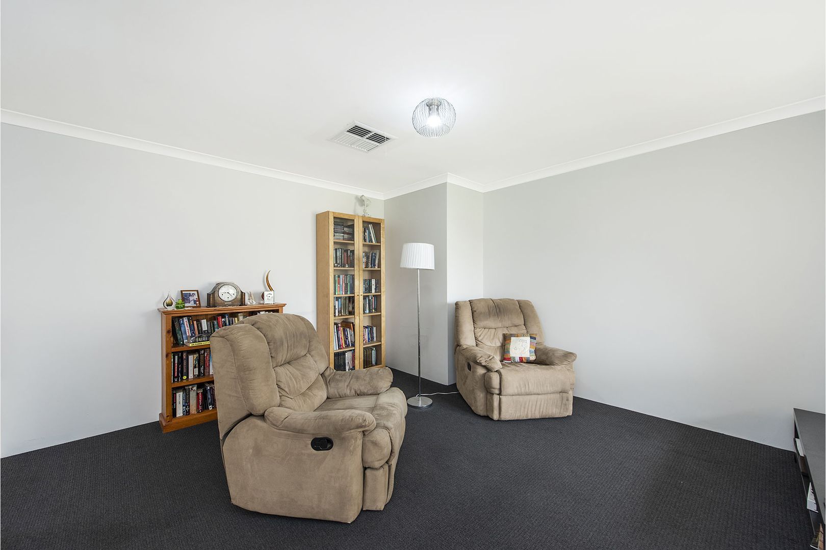 4 Largs Way, Port Kennedy WA 6172, Image 2