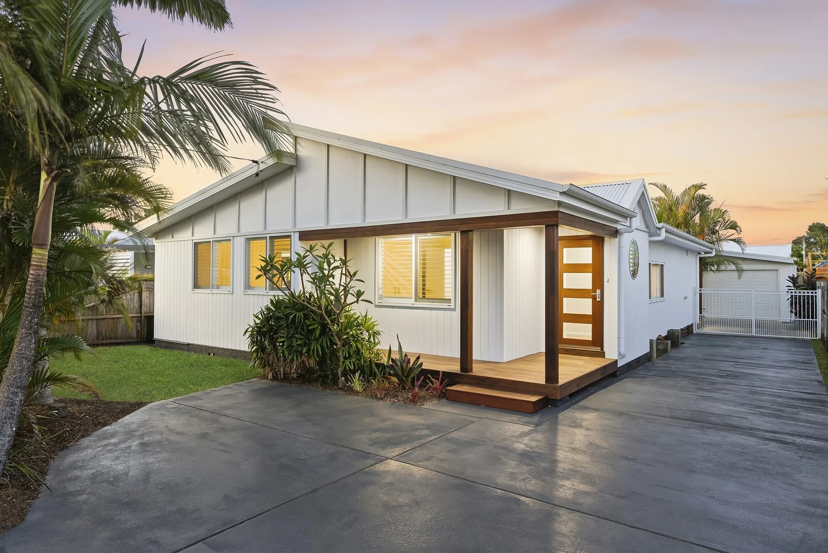 42 Shelly Beach Road, Long Jetty NSW 2261