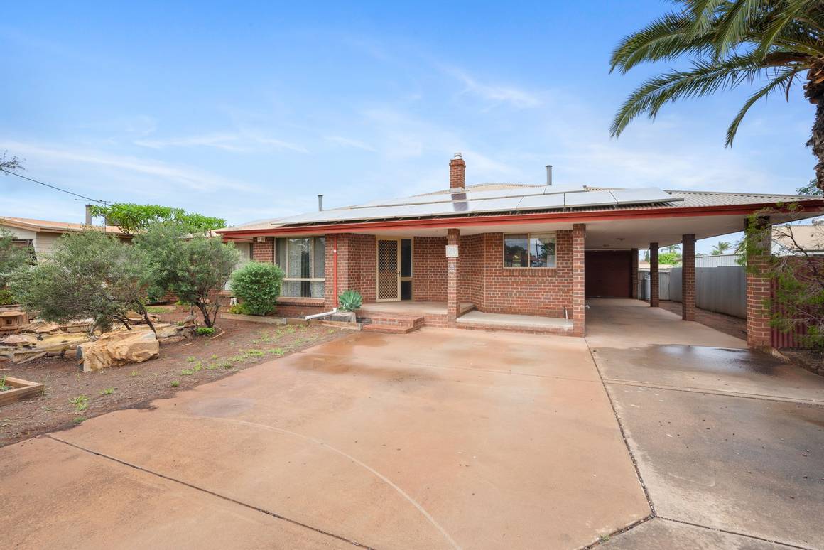 Picture of 21 Sewell Drive, SOUTH KALGOORLIE WA 6430