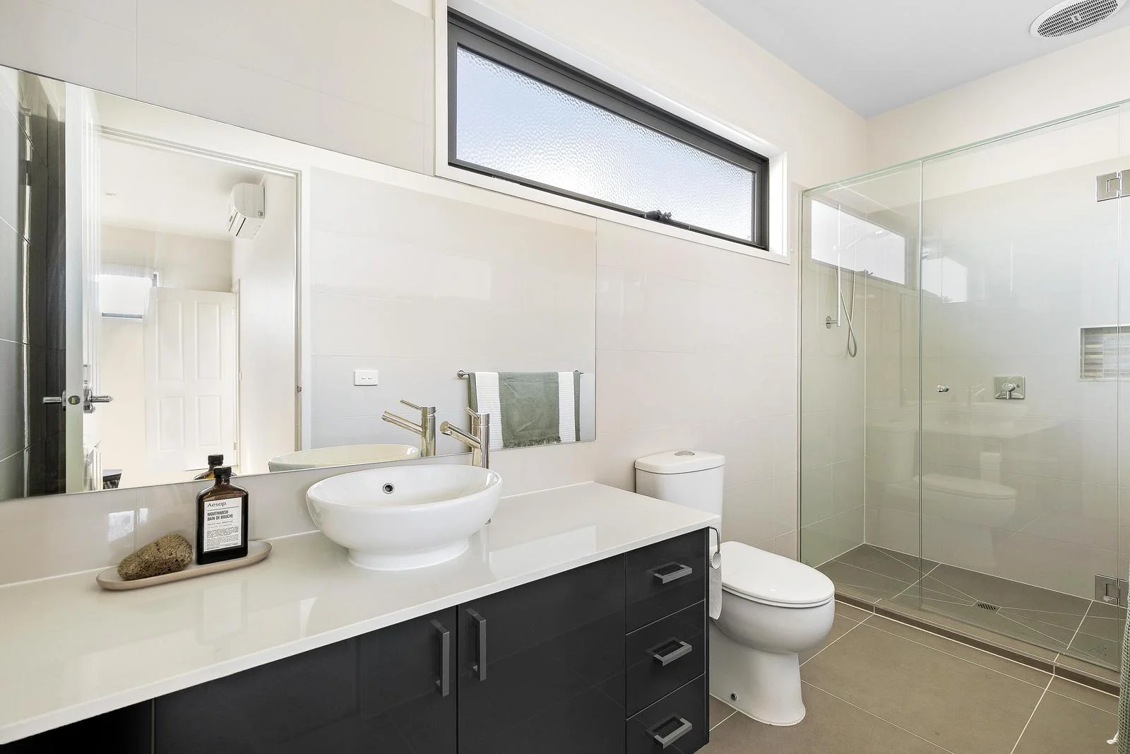 Additional image 12 of 3/5 Dagonet Street, Strathmore VIC 3041