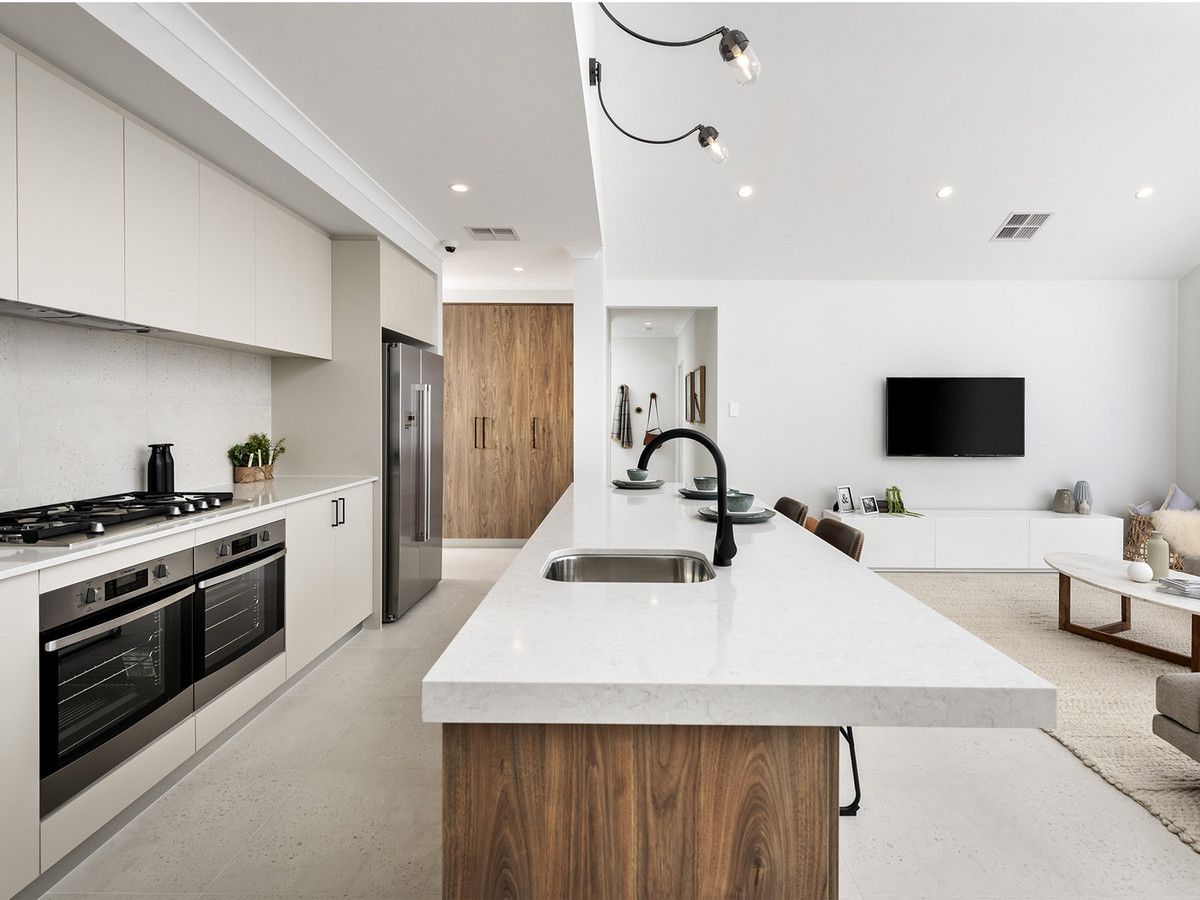 5 bedrooms House in LOT 617 Carousel Loop BRABHAM WA, 6055