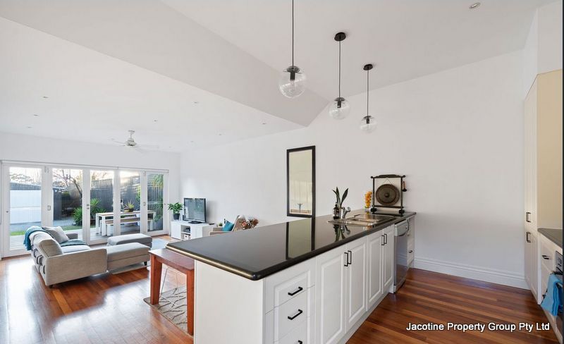 3 bedrooms Townhouse in 59/a Landcox Street BRIGHTON EAST VIC, 3187