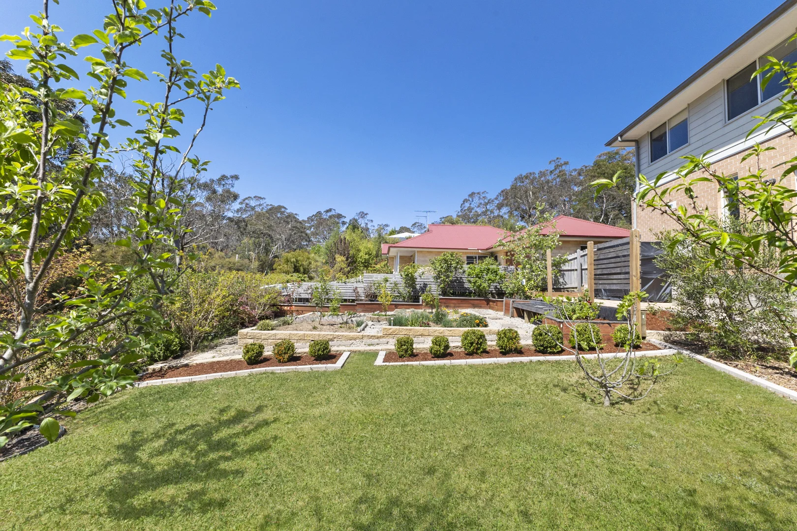 Additional image 12 of 2 Lomandra Place, Katoomba NSW 2780