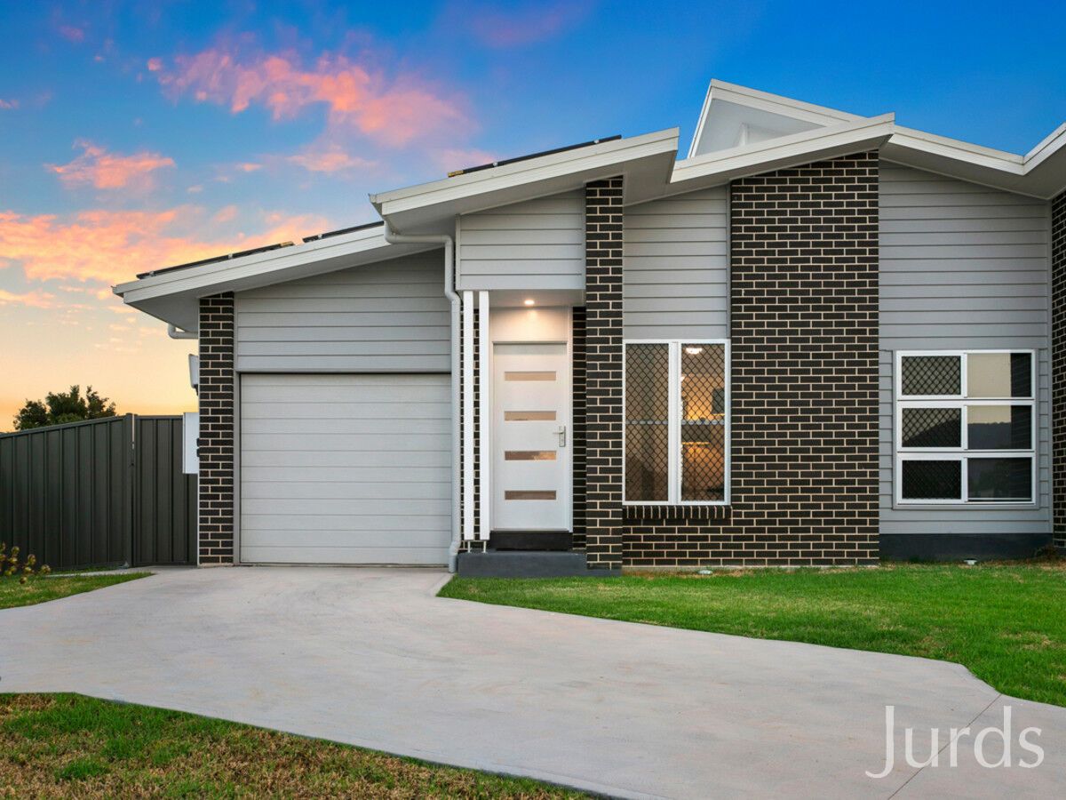 2/12 Waterfort Close, Bellbird NSW 2325, Image 0