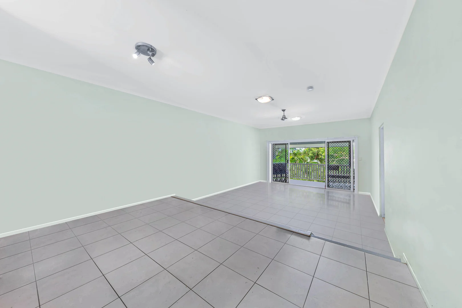 Additional image 9 of 6/19 Tropic Road, Cannonvale QLD 4802