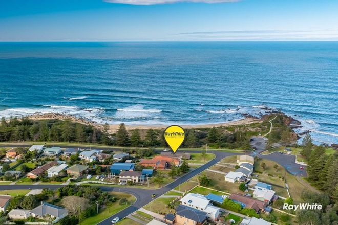 Picture of 133 Tuross Boulevard, TUROSS HEAD NSW 2537