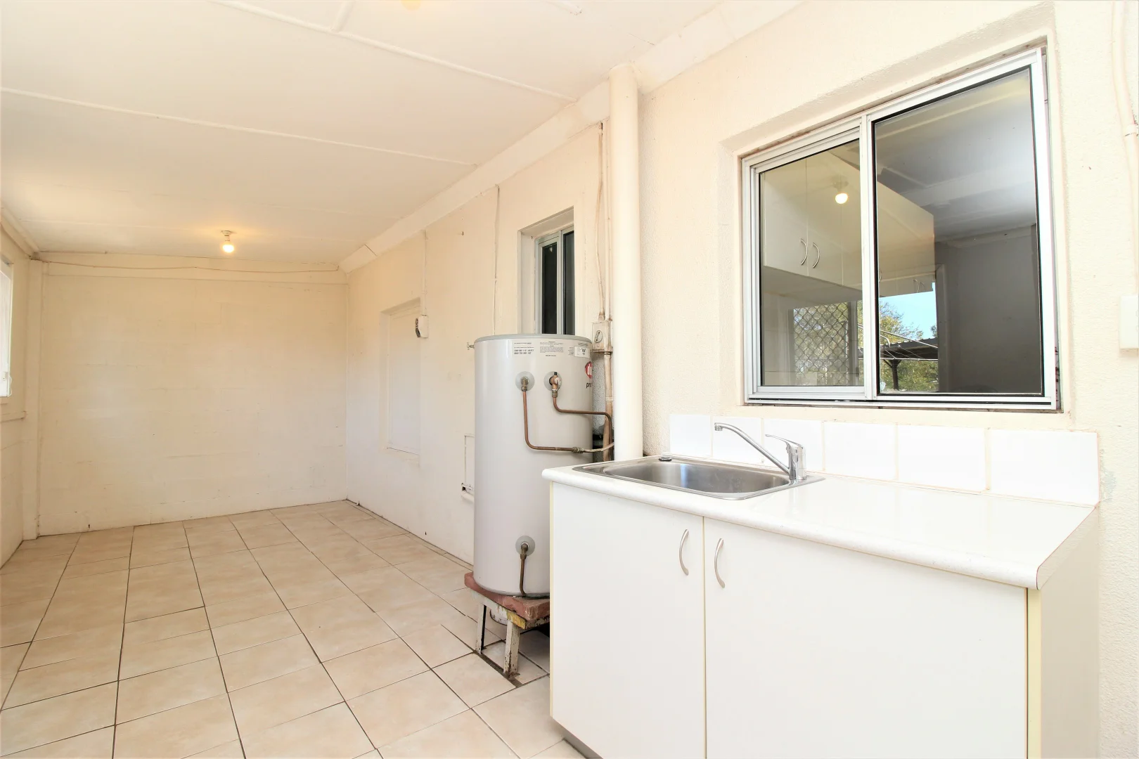 Additional image 7 of Unit 1/158 Simpson St, Mount Isa QLD 4825