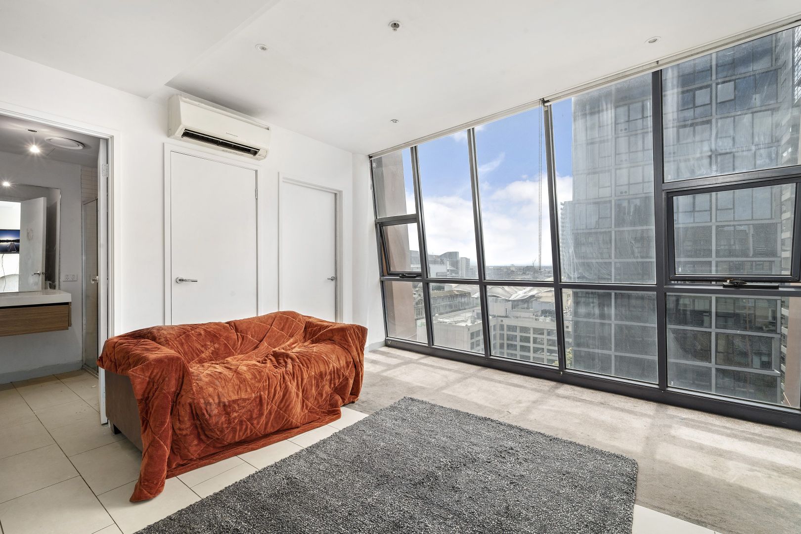 Sold 1610/565 Flinders Street, Melbourne VIC 3000 on 03 Mar 2023 2018284105 Domain