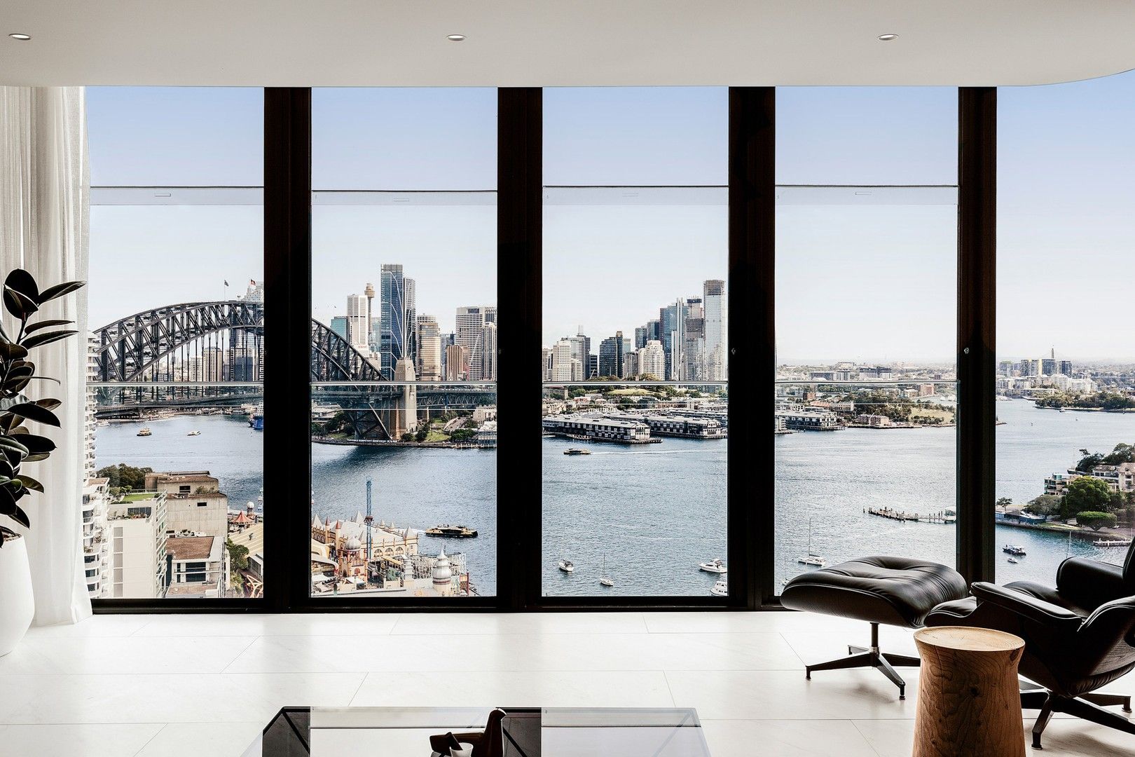3 bedrooms Apartment / Unit / Flat in 1104/61 Lavender Street MILSONS POINT NSW, 2061