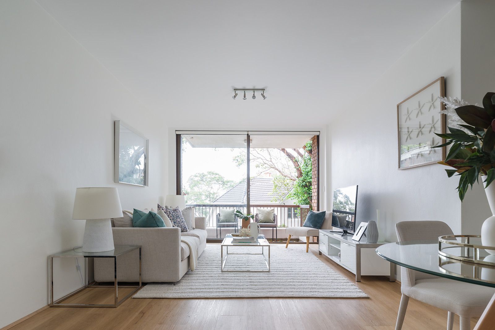 2 bedrooms Apartment / Unit / Flat in 10/30 Benelong Crescent BELLEVUE HILL NSW, 2023