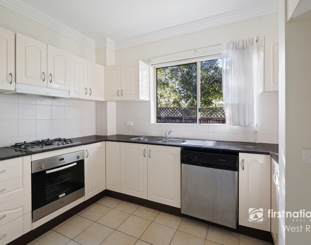 2/2 Simla Road, Denistone NSW 2114