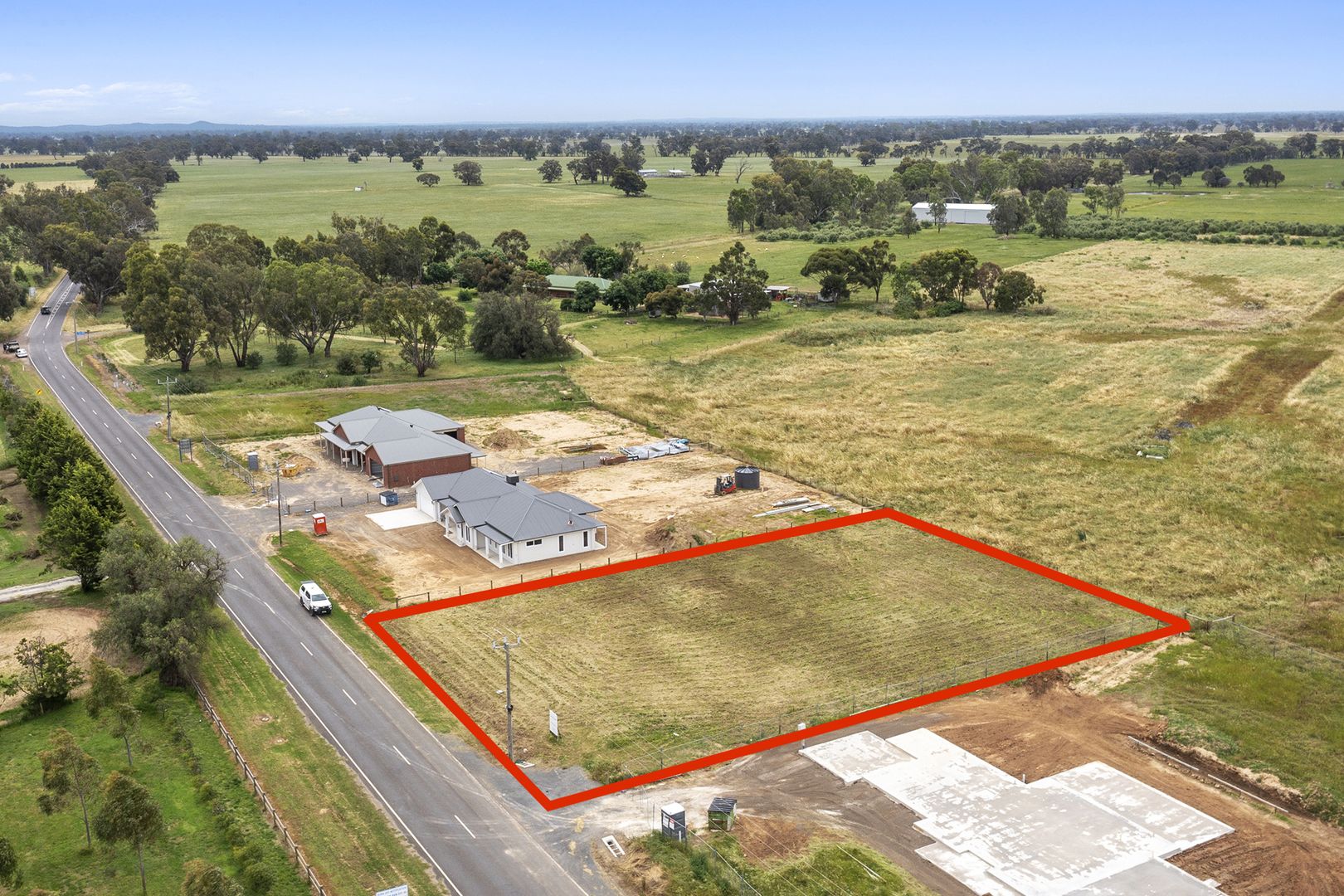 58 BANK STREET, Avenel VIC 3664, Image 2