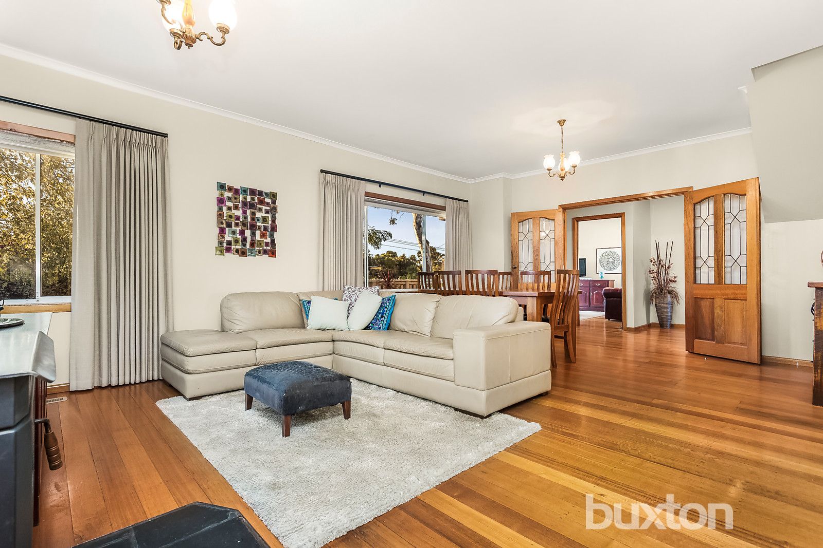 16 Chandler Grove, Burwood VIC 3125, Image 2