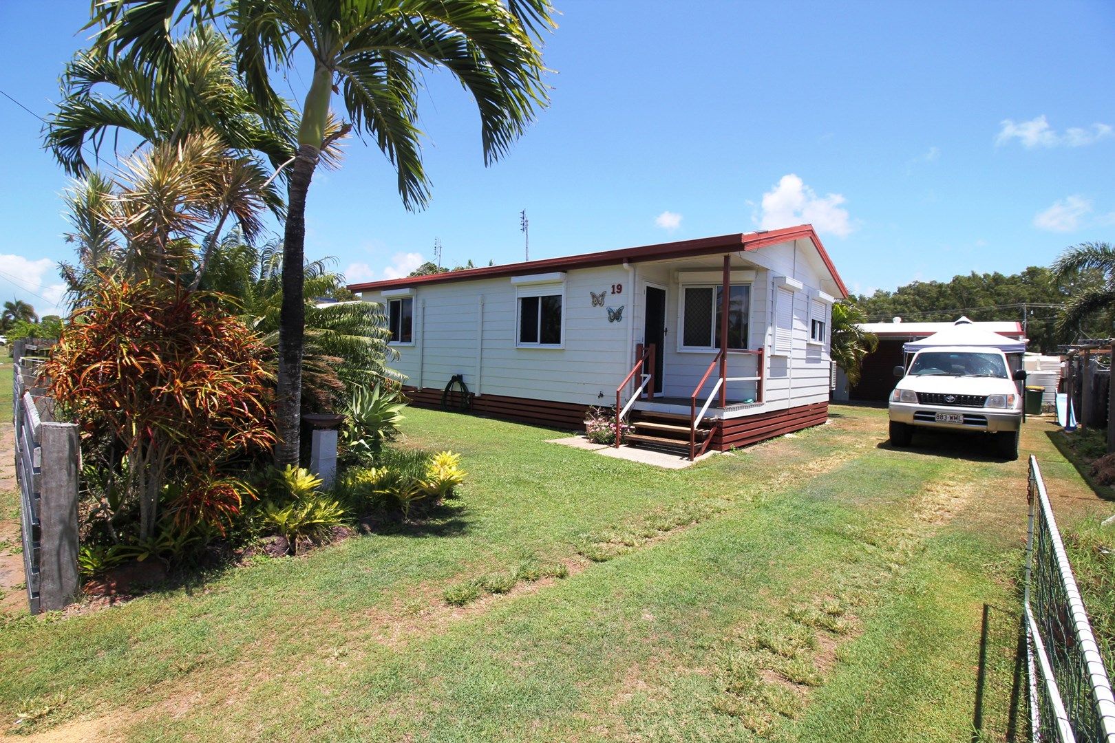 19 Barramundi St, Taylors Beach QLD 4850, Image 0