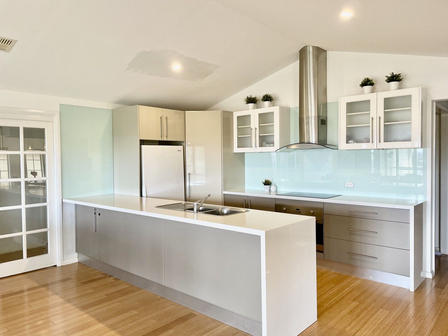 4 bedrooms House in 1 Thoroughbred Drive MURRUMBATEMAN NSW, 2582