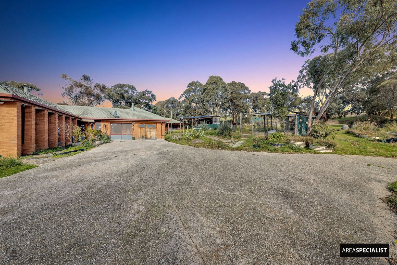 5 Kenway Street, Sunbury VIC 3429 House for Rent Domain