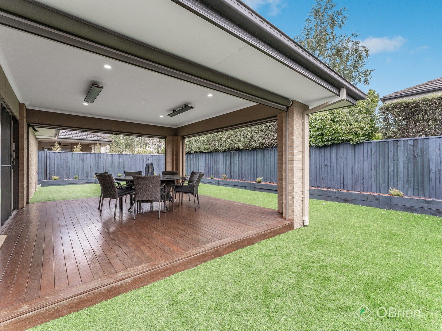 14 Craven Court, Sandhurst VIC 3977, Image 1