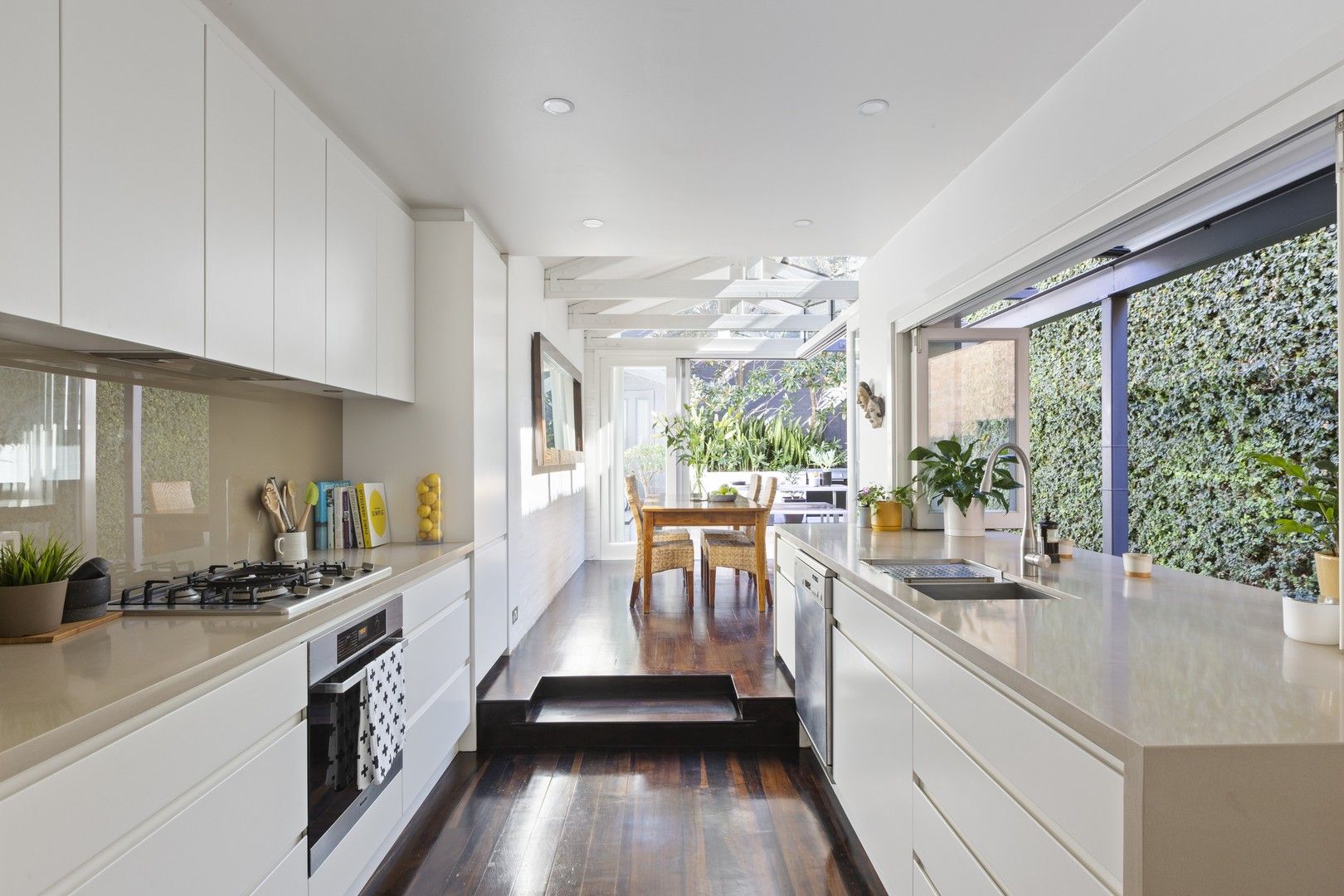 4 bedrooms House in 101 Evans Street ROZELLE NSW, 2039