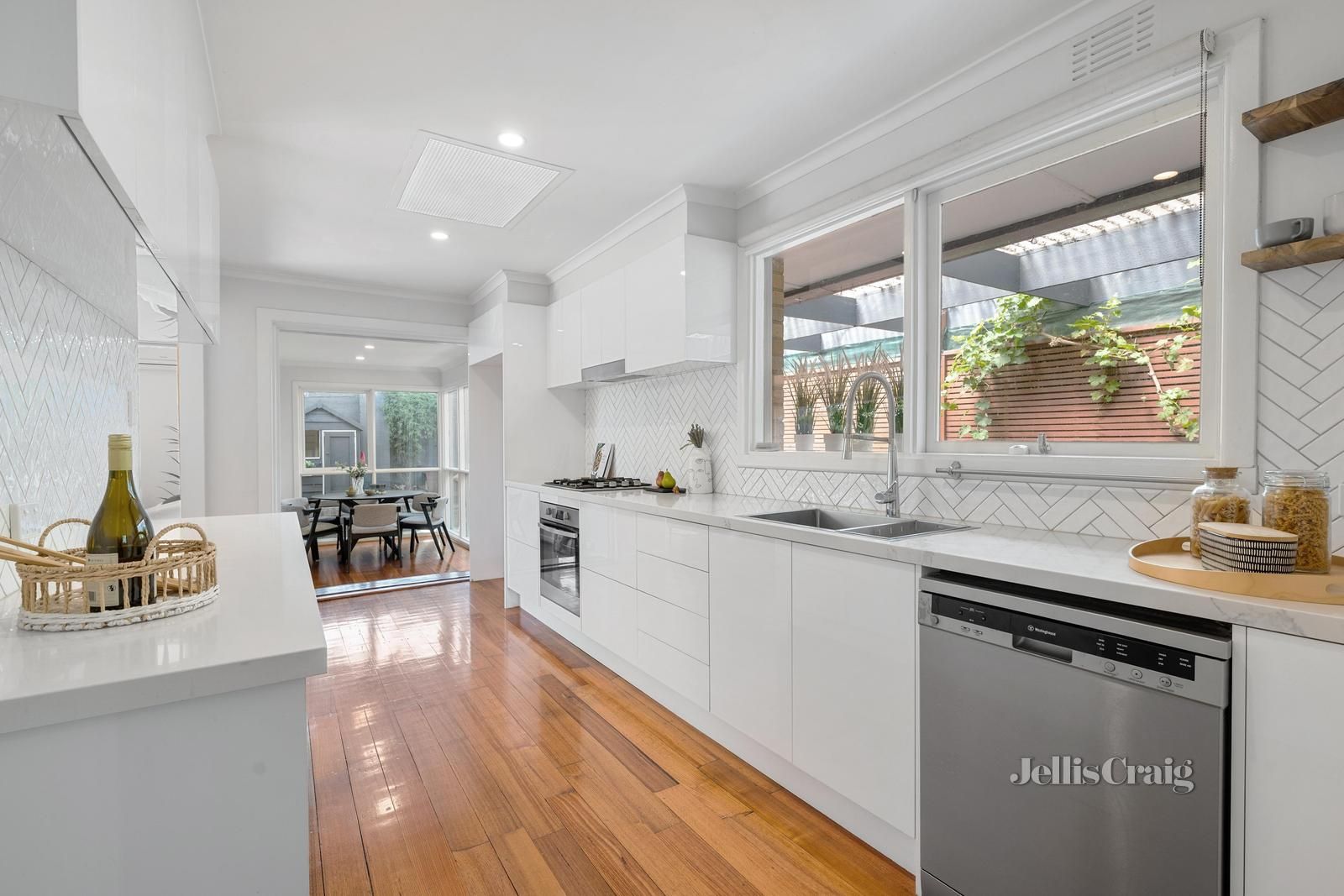 1/4 Judith Court Mount Waverley VIC 3149 Domain